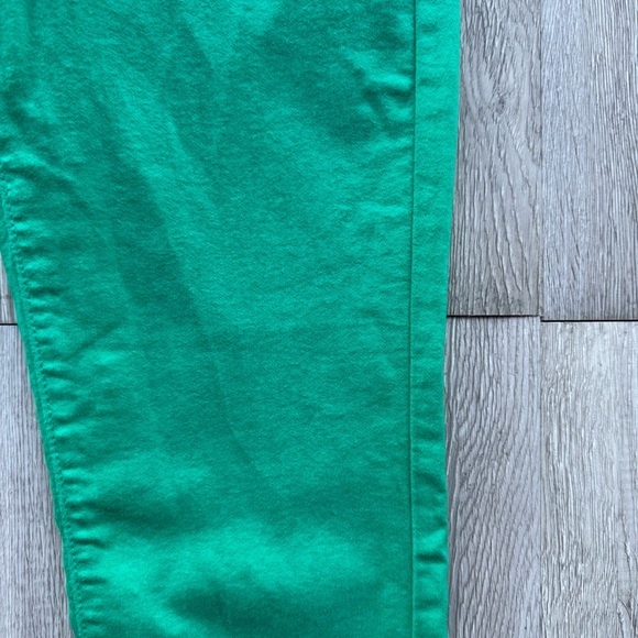 Francesca’s Kelly Green Skinny Denim Jeans - Picture 8 of 16